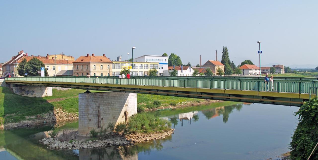 Apartment Magnolija - Free Parking Karlovac Esterno foto